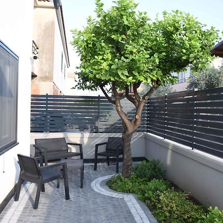 סרנו Studio Apartment Angelo - Free Private Parking מראה חיצוני תמונה